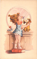 Fantaisies - Bébé Qui Fait Une Beauté à Son Chien - Colorisé - Carte Postale Ancienne - Bébés