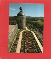 24---CHATEAU De HAUTEFORT---Terrasse Sud--les Parterres De Fleurs Et La Tour De La Chapelle--voir 2 Scans - Hautefort