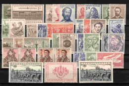 ** Tchécoslovaquie 1954-1955, Lot Avec Timbres Sans Charniere, (MNH)** - Colecciones & Series