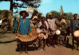 CPM - AFRIQUE En Couleurs (MALI) - Musiciens Et Danseurs - Edition IRIS - Mali