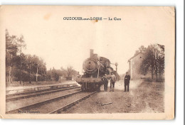 CPA 45 Ouzouer Sur Loire La Gare Et Le Train - Ouzouer Sur Loire