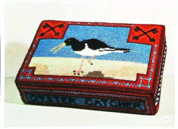 ►  Exeter Cathedral Tapestry Designs Include Theoyster Catcher   Broderie Points Comptés - Objets D'art