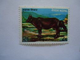 NEPAL   MLN  STAMPS ANIMALS    COW - Népal