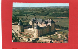 24----HAUTEFORT--vue D'ensemble La Chapelle Et Façade Est--voir 2 Scans - Hautefort