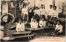 PC PHNOM-PENH LES MUSICIENNES DE LA PERINCESSE KANAKRI CAMBODIA (a37770) - Cambodge