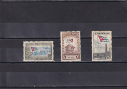 Cuba Nº A40 Al A42 Con Charnela Y Manchas En La Goma - Airmail