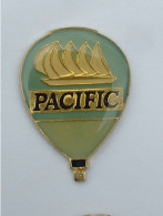 PIN'S  MONTGOLFIERE - PACIFIC - Fesselballons