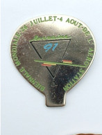 PIN'S  MONTGOLFIERE - BIENEVALE MONDIALE AEROSTATION 91 - Airships