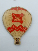 PIN'S  MONTGOLFIERE - MILLER - Airships