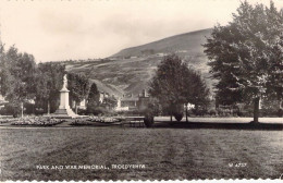 ENGLAND - Park And War Memorial - Troedyrhiw - Carte Postale Ancienne - Sonstige & Ohne Zuordnung