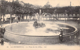 FRANCE - 63 - LA BOURBOULE - La Place Du Jet D'Eau - LL - Carte Postale Ancienne - La Bourboule