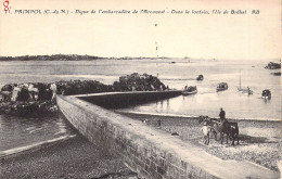 FRANCE - 22 - PAIMPOL - Digue De L'embarcadère De L'Arcouest - Dans Le Lointain L'ile De Bréhat - Carte Postale Ancienne - Paimpol