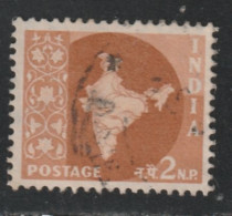 INDE 561 // YVERT 72  // 1957-58 - Used Stamps
