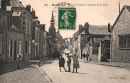 Bonneval - La Rue De Chartres , Descente De La Gare - Villageois - Bonneval