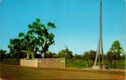 11-7-2023 (1 S 43)  Australia - Posted (no Stamp) Tropic Of Capricorn In Rockhampton - Otros & Sin Clasificación