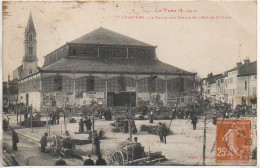 Delcampe - 81 CASTRES  La Halle Aux Grains Et L'Eglise St-Jean - Castres