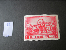 Nr 697 - Luppi Var 2 - Bosje Punten Links & 2 Griffe's Rechts - MNH** - 1931-1960