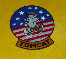 TISSU PATCH : INSIGNE TOMCAT AVIATION DES ETATS UNIS , DIAMETRE 9 CM , BON ETAT VOIR PHOTO . POUR TOUT RENSEIGNEMENT ME - Patches