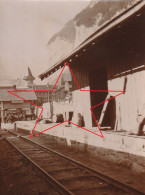 Photo Vers 1898 LAUTERBRUNNEN - La Gare, Bahnhof (A249) - Lauterbrunnen