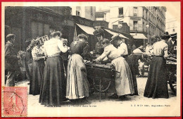 CPA PARIS VECU (carte Originale) - Le Marché Dans La Rue (Marchandes De 4 Quatre Saisons) - Petits Métiers à Paris