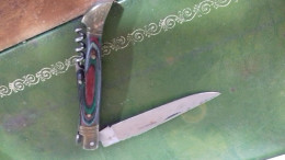 B3/ COUTEAU LAGUIOLE ?? MANCHE BOIS - Knives