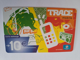 Caribbean Phonecard St Martin French Caribbean ANTILLES FRANCAISES / TRACE / RECHARGE BOUYGUES  10 EURO  ** 13969 ** - Antilles (Françaises)