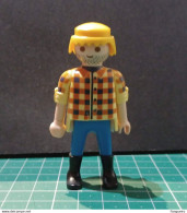 PLAYMOBIL FIGURINE - Playmobil