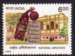 India 1992 Centenary Of National Archives, MNH, SG 1496 (D) - Ungebraucht