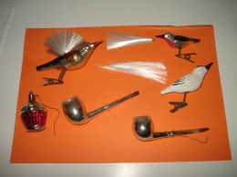 O8 / 6 Anciennes Décorations Pour Sapin De Noël  - Verre Peint- Oiseaux + Pipes - Kerstversiering