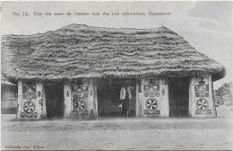 DAHOMEY / UNE DES CASES DE L ANCIEN TATA DES ROIS DAHOMEENS / ZAGNANADO / - Dahomey