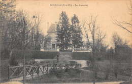 Dourdan         91        Villa  Les Alouettes          (voir Scan) - Dourdan