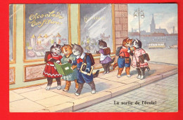 ZVS-32 Chats Humanisés  La Sortie De L'Ecole. Chocolats Confiture. Circulé 1938 Avec Timbre Suisse. Petit Pli Angle - Geklede Dieren