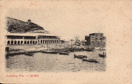 ASIE , YEMEN , Cpa  ADEN , Landing Pier   (0329.A.23) - Yémen