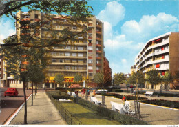 [42] Loire > Saint Etienne - La Place Maréchal Foch Quartier De Montaud - Magasin Casino - Citroën Type H - Saint Etienne
