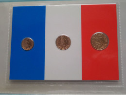 Set Of 3 Coins LA FRANCE ( DETAIL > Voir / See SCANS ) Gold Plated ! - Errores Y Curiosidades