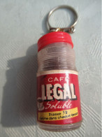 Porte-Clé Publicitaire Ancien/Café / LEGAL Soluble/Arôme Dans Chaque Tasse/ Mini Pot Plastique/ Vers 1960-1970   POC584 - Sleutelhangers