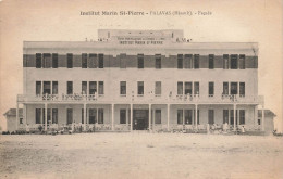 Palavas Les Flots * La Façade Institut ST PIERRE * établissement Médical - Palavas Les Flots