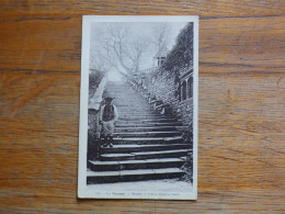 LE FAOUET ( 56 ) ESCALIER ET BEFFROI DE LA CHAPELLE SAINT BARBE - Faouët