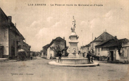 J1307 - Les ABRETS - D38 - La Place Et Route De Morestel Et D'Aoste - Les Abrets