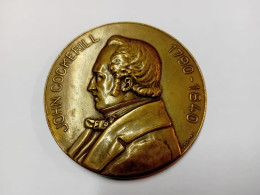 Une Médaille John Cockrill Métallurigie Liégoises - Professionnels / De Société