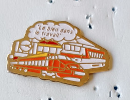 Pin's Train TGV SNCF Gare Le Bien Dans Le Travail - TGV