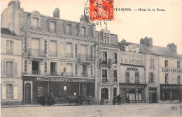 Etampes        91        Hôtel De Ville Et De La Poste           (voir Scan) - Etampes