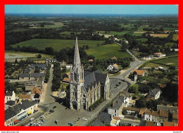 CPSM/gf (44) SAINT-PHILBERT-de-GRAND-LIEU.  La Place De L'église..*5792 - Saint-Philbert-de-Grand-Lieu
