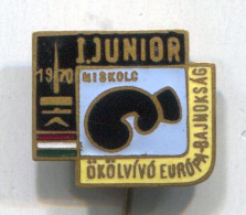 Boxing Box Boxen Pugilato - European Championship Junior, Miskolc Hungary 1970. Enamel Vintage Pin  Badge  Abzeichen - Boxeo