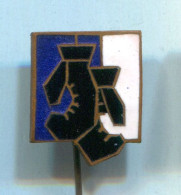 Boxing Box Boxen Pugilato - Enamel  Vintage Pin  Badge  Abzeichen - Boxen