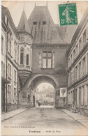 Delcampe - Dav :loir Et Cher : VENDOME  : Vue Hotel De  Ville - Vendome