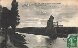 Landerneau * La Lune De Landerneau * Vue Sur Le Village * Bateau Voilier - Landerneau