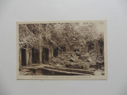 Asie > Cambodge :Ruines D'Angkor : Partie Centrale  De La 3 ème Galerie D'enceinte  Est - Cambodge