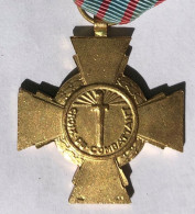 Médaille Croix Du Combattant BR + Poinçon - Poilus WW1 Guerre 14-18 Décoration Honorifique - Frankreich