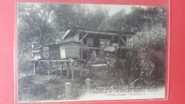 Apiculture , Henriot Recoltant De Miel Dans Les Vosges à Vittel ,   Métiers - Sonstige & Ohne Zuordnung